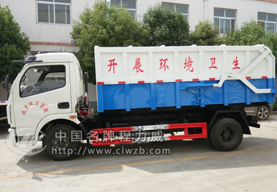 國(guó)五東風(fēng)凱普特掛桶對(duì)接式垃圾車