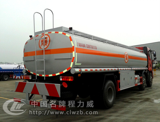 國五歐曼小三軸加油車 國五歐曼小三軸加油車