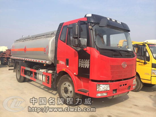 國五解放單橋油罐車