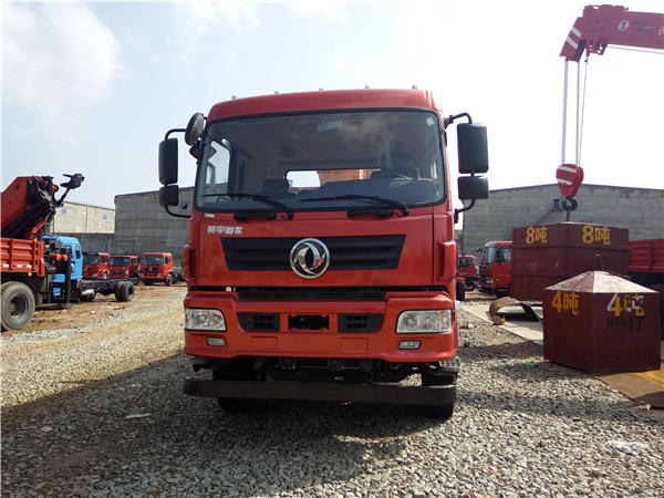 東風(fēng)單橋石煤8噸隨車吊 東風(fēng)單橋石煤8噸隨車吊