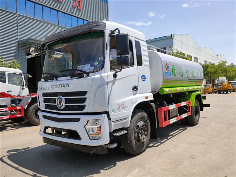 湖北程力“高端高配”灑水車訂單交付青海用戶