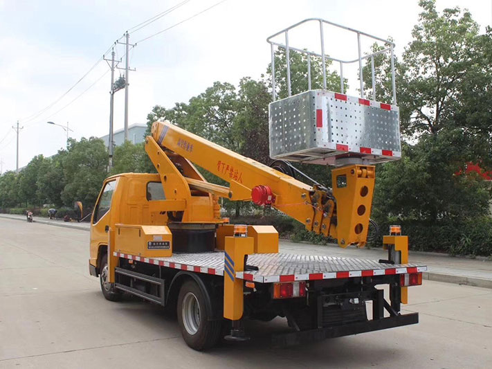 江鈴21米藍(lán)牌高空作業(yè)車(chē)